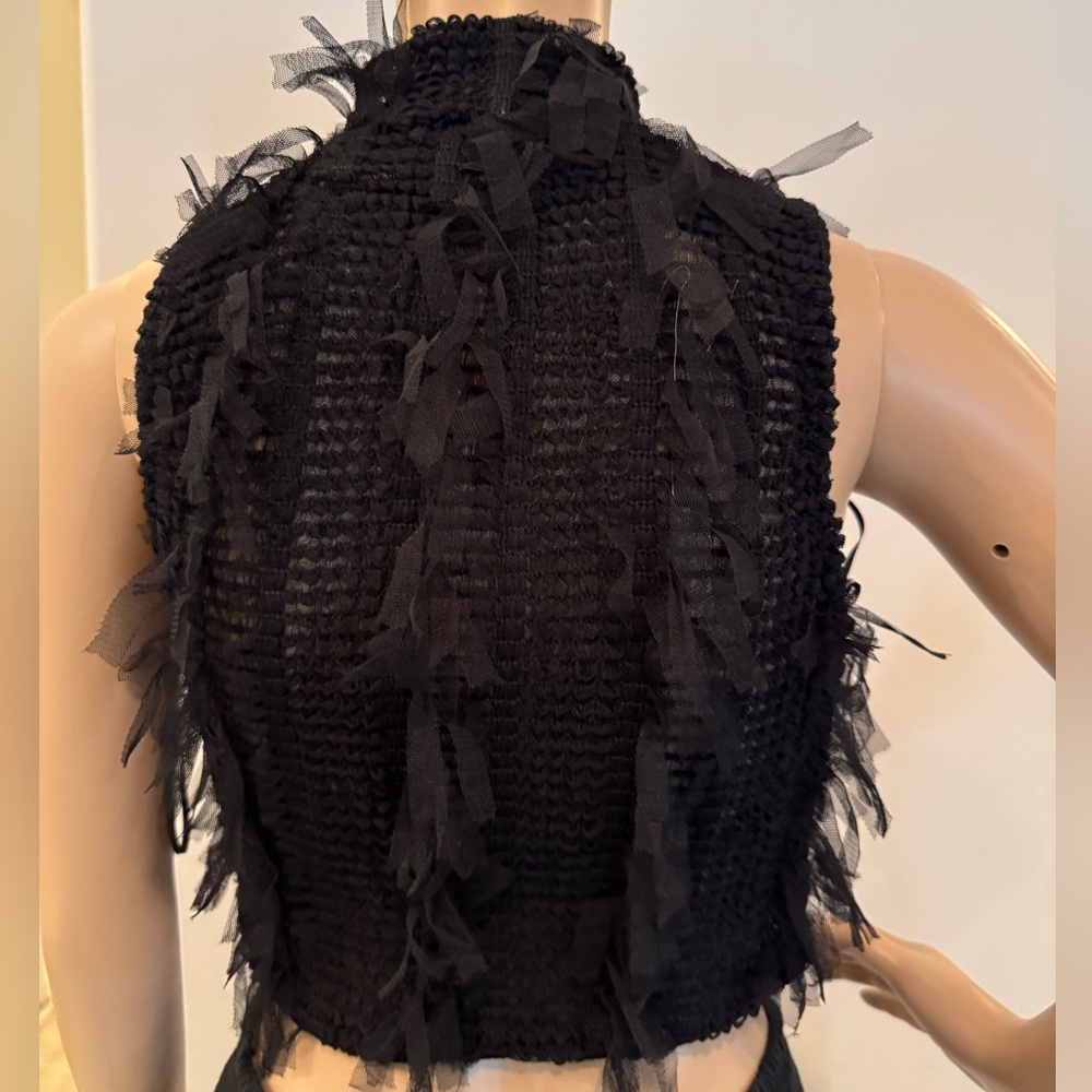 Akira Black Top - Picture 3 of 6